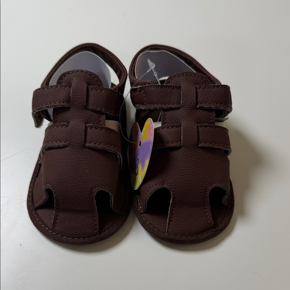 Kids Brown Closed-Toe Adjustable Hook-and-Loop Sandals